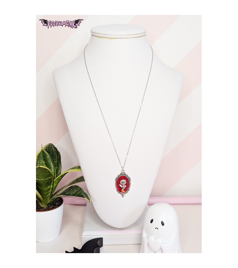 Red Rose Necklace