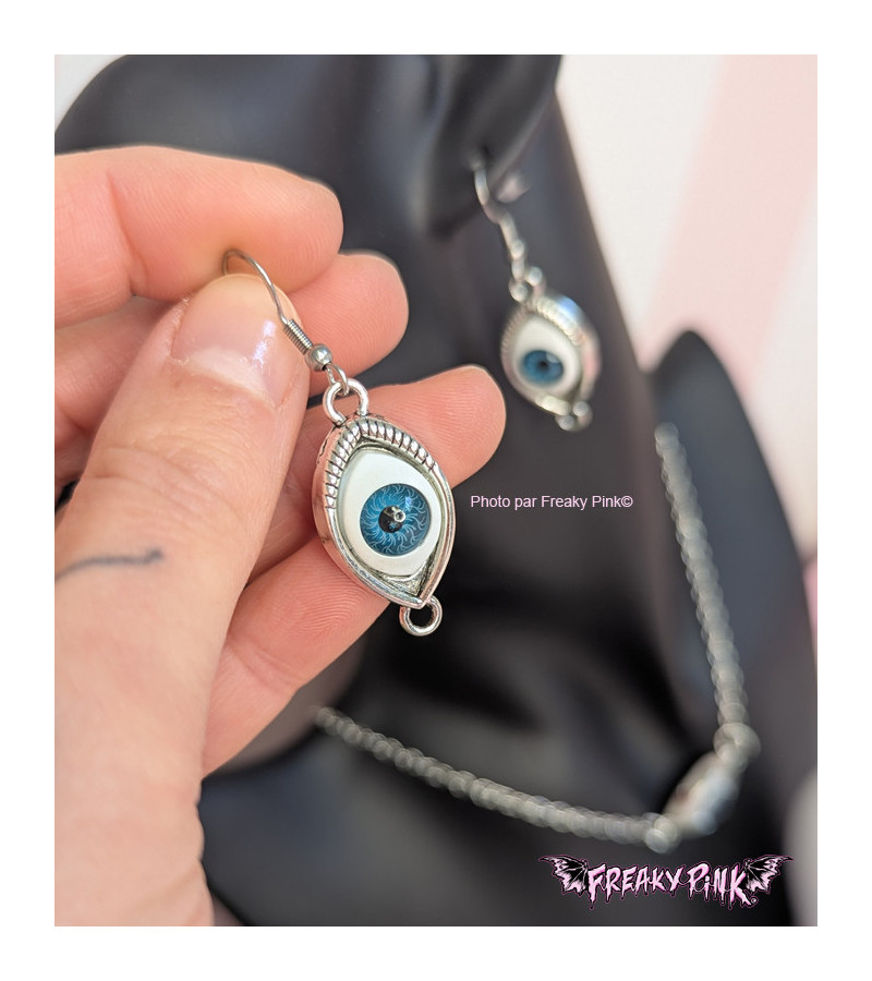 Boucles D'Oreilles Yeux Bleus Fermoir Inoxydable Freaky Pink
