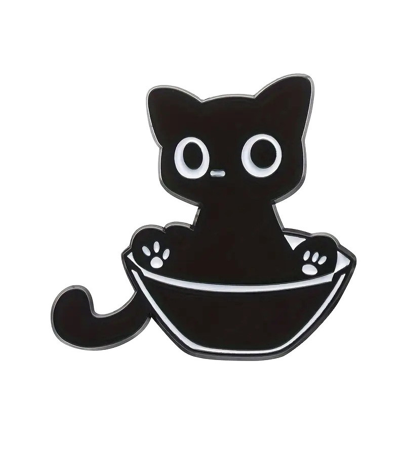 Black Cat in Plate Pin