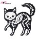 Pins chat squelette noir et blanc