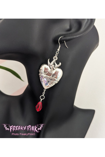 Grandes Boucles d'Oreilles Coeur Sacré Gemme Rouge