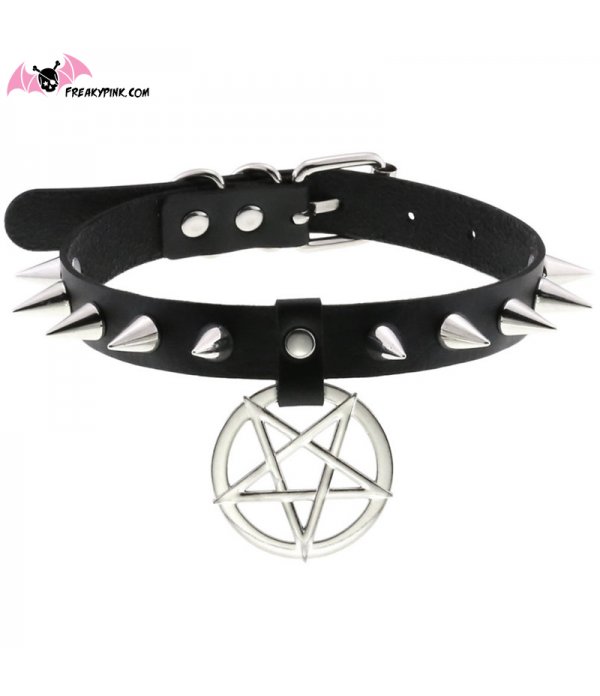 Choker pentagramme et piques