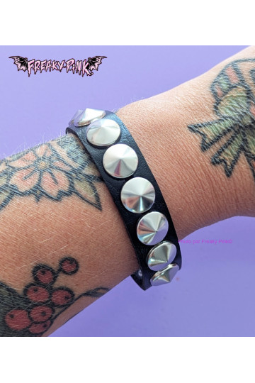 Bracelet A Clous Ronds