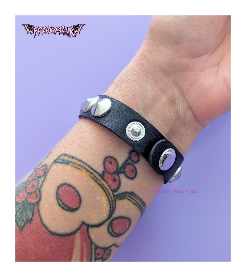 Round Studs Bracelet