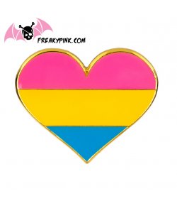 Pins drapeau pan en forme de coeur