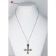 Collier croix inversée rouge