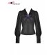 Blouse noire col chauve-souris et broche violette