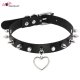 Choker pendentif coeur noir et piques