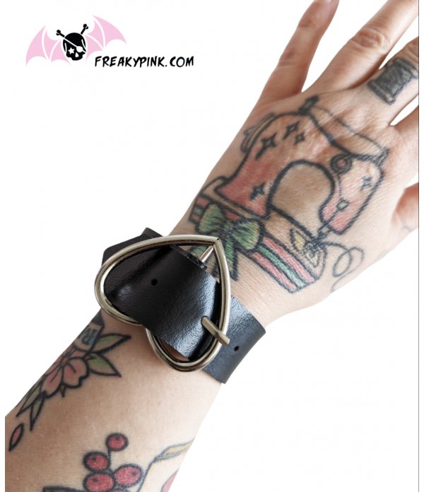 Bracelet kawaii coeur noir