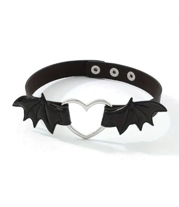 Choker ailes de chauve-souris noires et cœur